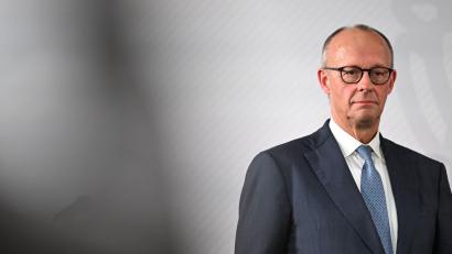 Bild: Fabian Strauch/dpa
Anfang September hatte Merz noch bei 13 Prozent Zustimmung gefunden.