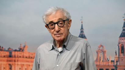 Bild: José Oliva/EUROPA PRESS/dpa
US-Regisseur Woody Allen nimmt mit 90 Jahren seinen 51. Film in Arbeit.