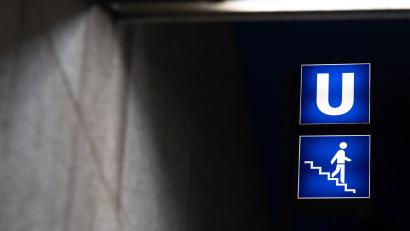 Bild: Sven Hoppe/dpa
Die Frau starb nach ihrem Sturz an der U-Bahnstation Odeonsplatz. (Symbolbild)