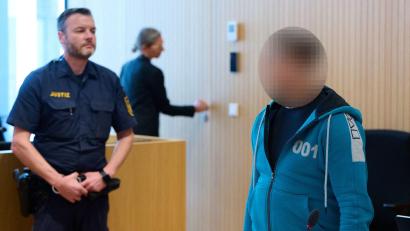 Bild: Sven Hoppe/dpa
Zum Prozessauftakt vor dem Landgericht München I hat der Angeklagte geschwiegen.