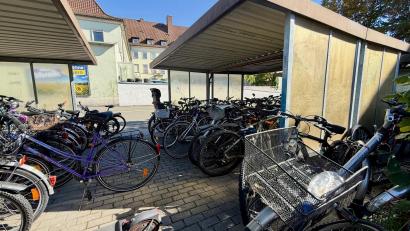 Bild: Gabi Schönberger
Statt der veralteten Häuschen soll im kommenden Jahr eine moderne Anlage, teils mit App-Steuerung, entstehen.