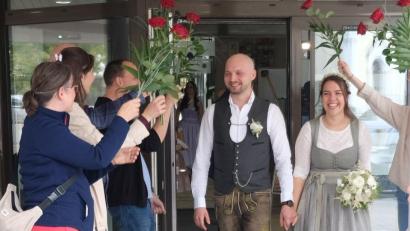 Bild: mab
Im Schwarzenfelder Rathaus haben sie sich das Ja-Wort gegeben.