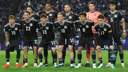Bild: Christian Charisius/dpa
Für die Nationalmannschaft stand innerhalb einer Woche das zweite Spiel gegen Griechenland an.