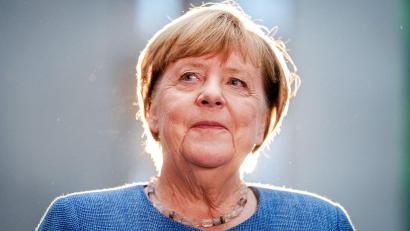 Bild: Kay Nietfeld/dpa
Altkanzlerin Merkel zeigt sich fünf Jahre nach ihrem Abschied aus dem Amt wieder häufig in der Öffentlichkeit. (Archivbild)