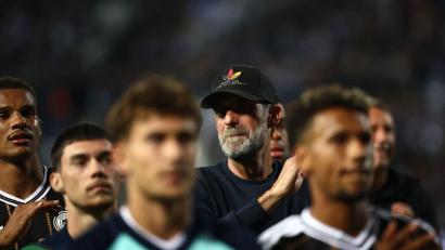 Bild: Christian Charisius/dpa
Das Erreichen des Viertelfinales in der Nations League kann für den Bundestrainer kompliziert werden.