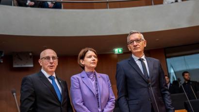 Bild: Michael Kappeler/dpa
Einmal pro Jahr findet die Befragung der Spitzen der deutschen Nachrichtendienste im Bundestag öffentlich statt.
