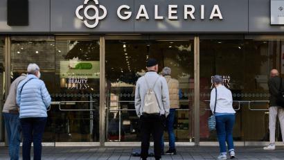 Bild: Rolf Vennenbernd/dpa
Galeria betreibt 83 Warenhäuser in Deutschland.
