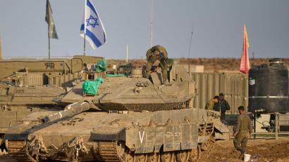 Bild: Ohad Zwigenberg/AP/dpa
Israel hat die Alarmbereitschaft seiner Truppen im Gazastreifen vor dem Jahrestag des Massakers am 7. Oktober 2023 erhöht. (Symbolbild)