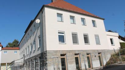 Bild: Josef Pilfusek
Beim Kindergarten St. Elisabeth stehen umfangreiche Baumaßnahmen an.
