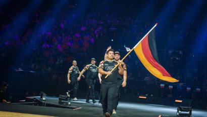Archivbild: STIHL TIMBERSPORTS®  Philip Platzer
Peter Bauer (vorne) aus Schmidmühlen ist der Kapitän der deutschen Timbersports Nationalmannschaft.