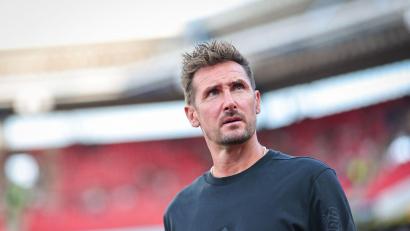 Bild: Daniel Karmann/dpa
Trainer Klose und seine Nürnberger empfangen Wolfsburg zum Zweitliga-Spitzenspiel. (Archivbild)