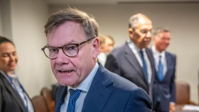 Bild: Michael Kappeler/dpa
Außenminister Johann Wadephul verschärft den Ton gegenüber Moskau. (Archivfoto)