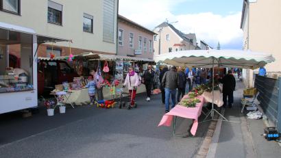 Archivbild: Stefan Neidl
Der Michaelimarkt in der Pressather Bahnhofstraße wird auch in diesem Jahr viele Besucher anlocken.