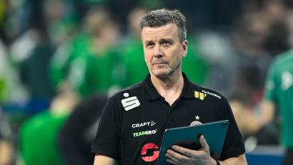 Bild: Uwe Anspach/dpa
Alexander Waibl ist Trainer des Dresdner SC. (Archivbild)