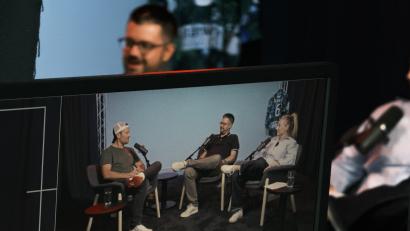 Bild: Leon Karwath
In den Studios von Oberpfalz-Medien entstehen viele Podcasts. Wir wollen nun wissen, wie diese bei Ihnen ankommen.