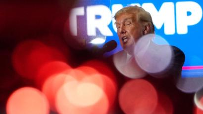 Bild: Julia Demaree Nikhinson/AP/dpa
Trump findet nach wie vor, er sollte den Friedensnobelpreis bekommen.