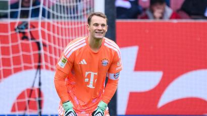 Bild: Tom Weller/dpa
Bayern-Torwart Manuel Neuer nach seinem groben Patzer gegen Augsburg.