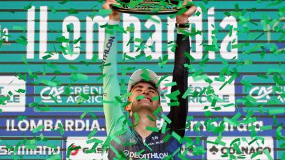 Bild: Gian Mattia D'Alberto/LaPresse/AP/dpa
Paul Seixas ist der jüngste Sieger in der Geschichte der Lombardei-Rundfahrt.