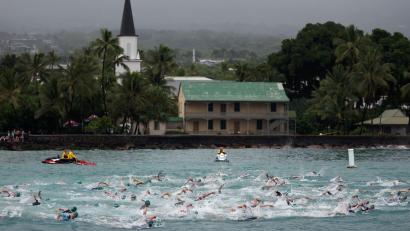 Bild: Ezra Shaw/Getty Images for IRONMAN/dpa
Nur das Schwimmen lief für Laura Philipp nicht optimal.