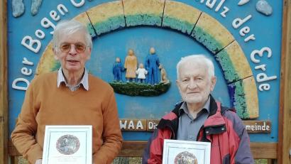 Bild: Johannes Grabler
Pfarrer Andreas Schlagenhaufer erhielt die Franziskus-Marterl-Medaille für Umweltschutz.
