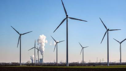 Bild: Jan Woitas/dpa-Zentralbild/dpa
Um seine Klimaziele zu erreichen, muss Deutschland nach einer Studie noch viel Geld ausgeben (Archivbild).