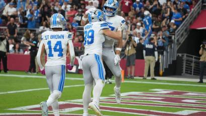 Bild: Rick Scuteri/FR157181 AP/AP/dpa
St. Brown (14) und die Lions hatten einigen Grund zum Jubeln.