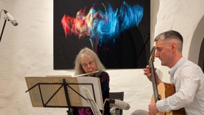 Bild: Wolfgang Benkhardt
Viola Schweinfurter und Benjamin Doß eröffneten die Kammermusikreihe im Bürgerhaus mit Werken für Flöte und Gitarre.
