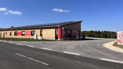 Bild: Regina Kießling 
Die Zufahrtsstraße zum neuen Feuerwehrhaus in Ursensollen trägt bald den Namen „Winklgasse“.