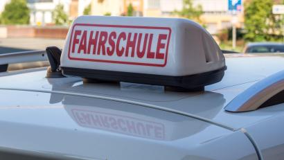 Symbolbild: Animaflora PicsStock – stock.adobe.com
Wer einen Führerschein machen will, sollte sich vorher gut informieren.