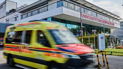 Bild: Jens Büttner/dpa
Rettungsdienste und Notaufnahmen sind oft überlastet, nun soll eine Reform helfen. (Symbolfoto)