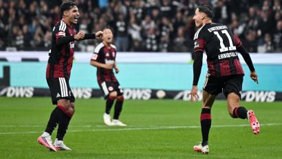 Bild: Florian Wiegand/dpa
Ebnoutalib bejubelt das späte 1:0.