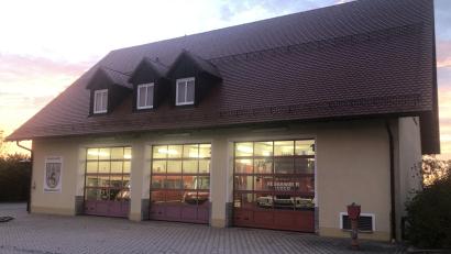 Bild: Werner Robl
Damit Vorhaben bei der Konnersreuther Feuerwehr gestemmt werden können, muss die Marktgemeinde viel Geld in die Hand nehmen. Mit dem Kauf eines neuen Fahrzeugs allein ist es nicht getan.