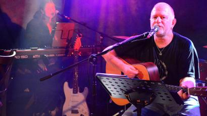 Bild: Helmut Kunz
Martin Hoffmann wählte den "Kulturbahnhof Parapluie" für sein letztes Live-Konzert.