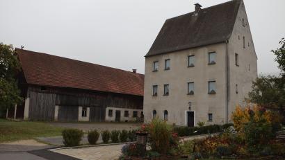 Bild: Rudi Gruber
Die Voruntersuchungen zur konstruktiven und statischen Sanierung zum Erhalt vom Schloss in Sinnleithen sollen eingeleitet werden.