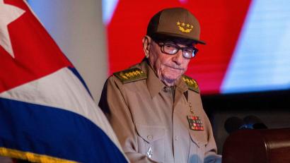 Bild: Ismael Francisco/AP/dpa
Raúl Castro ist Bruder des gestorbenen kubanischen Revolutionsanführer Fidel Castro. (Archivbild)