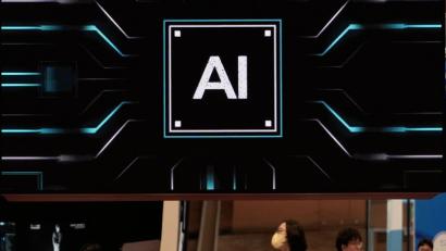 Bild: Ahn Young-joon/AP/dpa
Künstliche Intelligenz wird in vielen deutschen Unternehmen noch zögernd genutzt.