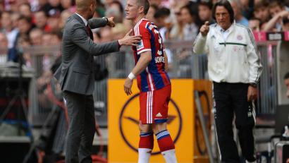 Bild: picture alliance / dpa
Hans-Wilhelm Müller-Wohlfahrt (r) hat Pep Guardiola bis heute nicht verziehen. (Archivbild)