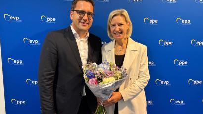 Bild: CSU
Christian Doleschal ist neuer Vorsitzender der CSU-Europagruppe im Europäischen Parlament. Er tritt die Nachfolge von Angelika Niebler an.