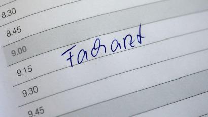 Bild: Jens Wolf/dpa-Zentralbild/dpa
Einen Facharzttermin zu bekommen, ist oft schwierig. (Illustration)
