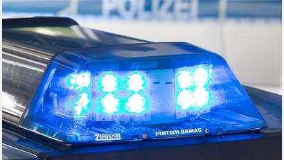 Bild: Friso Gentsch/dpa
Vor dem Amtsgericht Landshut gab es einen Polizeieinsatz nach der Flucht eines Tatverdächtigen. (Symbolbild)
