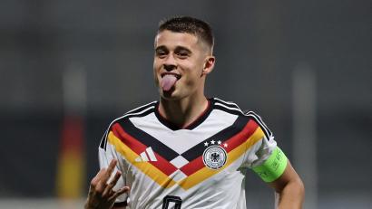 Bild: Domenic Aquilina/dpa
Nicolò Tresoldi trifft in Brügge wie am Fließband. (Archivbild)