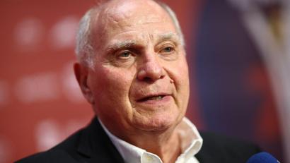Bild: Christian Charisius/dpa
Uli Hoeneß macht sich Sorgen um Bayern-Trainer Vincent Kompany. (Archivbild)