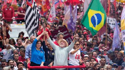 Bild: Andre Penner/AP/dpa
Der Linkspolitiker Lula wurde zum Sieger der Präsidentenwahl erklärt.