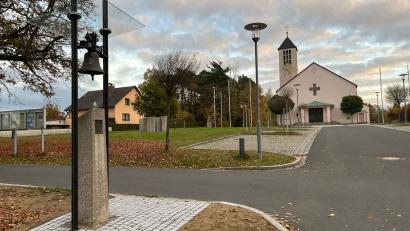 Archivbild: Josef Neubauer
In Gmünd läutet seit 2024 eine alte Kirchenglocke auf der Wolfgangssäule – ein Projekt, das mit Hilfe des Regionalbudgets gefördert wurde.