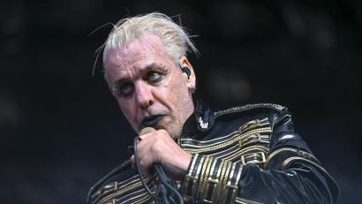 Bild: Heiko Rebsch/dpa
Till Lindemann geht wieder auf Solo-Tour. (Archivbild)