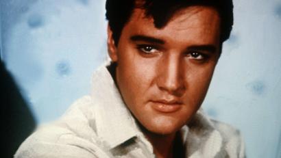 Bild: UPI/dpa
Die Rechteinhaber der Musik von Presley wehren sich mit einer Klage gegen die ungenehmigte Nutzung durch das KI-Unternehmen Anthropic. (Archivbild)