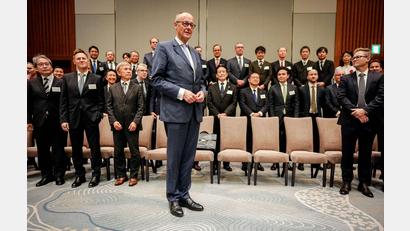 Bild: Kay Nietfeld/dpa
Merz nahm zum Auftakt seines Japan-Besuchs an einem Wirtschaftsforum teil.