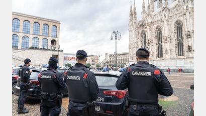 Bild: Giulia Sciacca/IPA via ZUMA Press/dpa
Im Großraum Mailand wurde von einer Sondereinheit der Carabinieri ein 22 Jahre alter Mann festgenommen, der Terroranschläge vorbereitet haben soll. (Archivbild)
