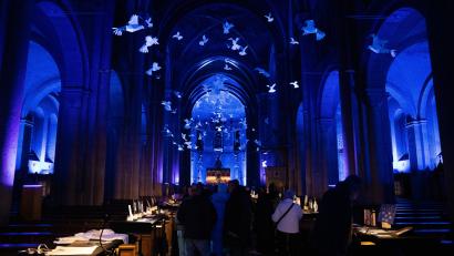 Bild: Franka Eichl
Die illuminierte Kirche St. Josef ist ein Hingucker.