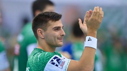 Bild: Hendrik Schmidt/dpa-Zentralbild/dpa
Handballer Lucas Krzikalla hatte vor vier Jahren sein Coming-out. (Archivbild)